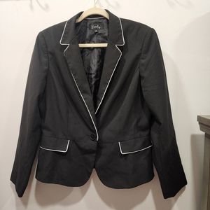 Women's Emily Blazer black Sz 10
